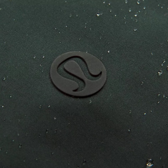 LULULEMON WONDER PUFF JACKET. BNWT - Picture 8 of 8